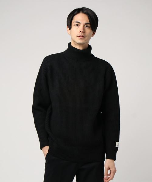 GLOSTER（グロスター）の「片畦タートルネックニット（ニット/セーター・メンズ・ホワイト/ブラック・M/L/S/XL）」の17枚目の写真
