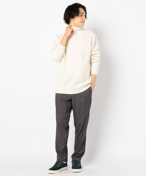 GLOSTER（グロスター）の「片畦タートルネックニット（ニット/セーター・メンズ・ホワイト/ブラック・M/L/S/XL）」の8枚目の写真