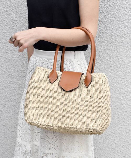 Khaju（カージュ）の「【WEB限定】Khaju:ペーパーフラップトート◇（トートバッグ・レディース・ブラック/ベージュ・ONE SIZE）」の15枚目の写真