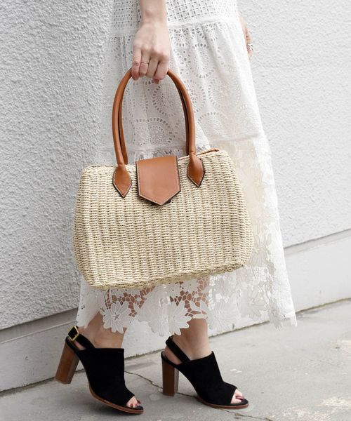 Khaju（カージュ）の「【WEB限定】Khaju:ペーパーフラップトート◇（トートバッグ・レディース・ブラック/ベージュ・ONE SIZE）」の11枚目の写真