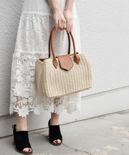 Khaju（カージュ）の「【WEB限定】Khaju:ペーパーフラップトート◇（トートバッグ・レディース・ブラック/ベージュ・ONE SIZE）」の9枚目の写真