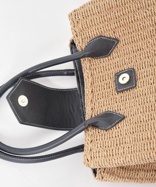 Khaju（カージュ）の「【WEB限定】Khaju:ペーパーフラップトート◇（トートバッグ・レディース・ブラック/ベージュ・ONE SIZE）」の12枚目の写真