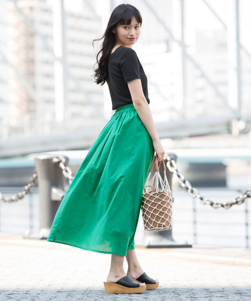 Luz Llena（ラズレナ）の「ロングフレアスカート（スカート・レディース・ブラック/グリーン/パープル/イエロー・MEDIUM）」の16枚目の写真