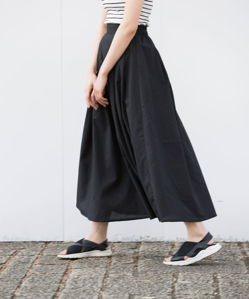 Luz Llena（ラズレナ）の「ロングフレアスカート（スカート・レディース・ブラック/グリーン/パープル/イエロー・MEDIUM）」の11枚目の写真