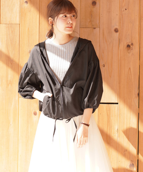 rps（アールピーエス）の「ドロップショルダーボリュームフーディー（パーカー・レディース・ブラック/ベージュ/カーキ・M）」の10枚目の写真