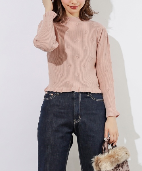 natural couture(ナチュラルクチュール)の「フラワー刺繍リブトップス/セットアップ(ニット/セーター・レディース・アイボリー/ネイビー/ピンク・FREE)」の2枚目の写真
