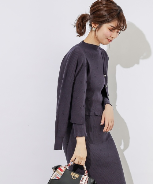 natural couture(ナチュラルクチュール)の「フラワー刺繍リブトップス/セットアップ(ニット/セーター・レディース・アイボリー/ネイビー/ピンク・FREE)」の17枚目の写真