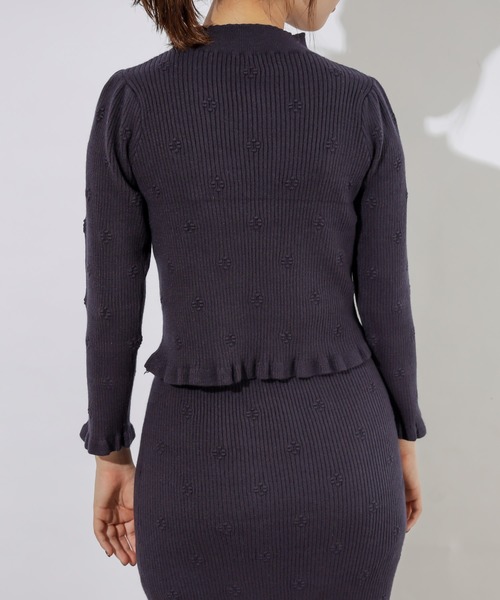 natural couture(ナチュラルクチュール)の「フラワー刺繍リブトップス/セットアップ(ニット/セーター・レディース・アイボリー/ネイビー/ピンク・FREE)」の11枚目の写真