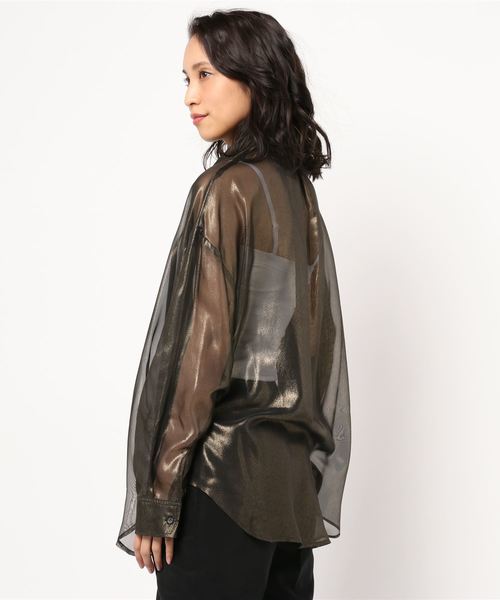 archives(アルシーヴ)の「箔プリントシャツ(シャツ/ブラウス・レディース・ブラック/ベージュ/アイボリー・MEDIUM)」の4枚目の写真