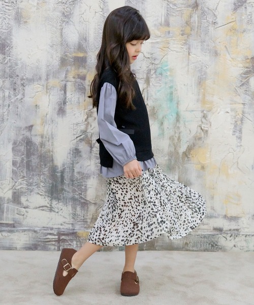 Bee des Bee(ビーデスビー)の「プリーツスカート(スカート・キッズ・ナチュラル/ミント/グレイッシュブルー/ブラック/ブラウン/ブラック系その他/ベージュ系その他・130cm/150cm/100cm/120cm/110cm/140cm)」の8枚目の写真