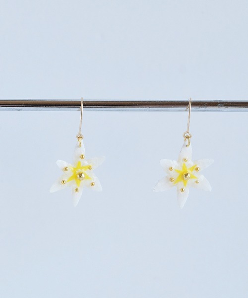 tone(トーン)の「【PAPER ART WORKS】star of bethlehem(ピアス(両耳用)・レディース・ミント/レモンイエロー・FREE)」の14枚目の写真