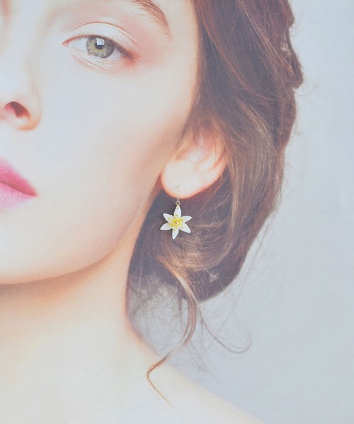 tone(トーン)の「【PAPER ART WORKS】star of bethlehem(ピアス(両耳用)・レディース・ミント/レモンイエロー・FREE)」の12枚目の写真