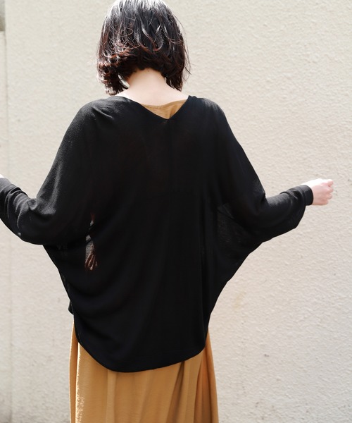 LAKOLE（ラコレ）の「【接触冷感】14Gドルマンショートカーディガン / LAKOLE（カーディガン/ボレロ・レディース・ライトベージュ/ライラック/ライトグリーン/ブラック/オフホワイト・FREE）」の6枚目の写真