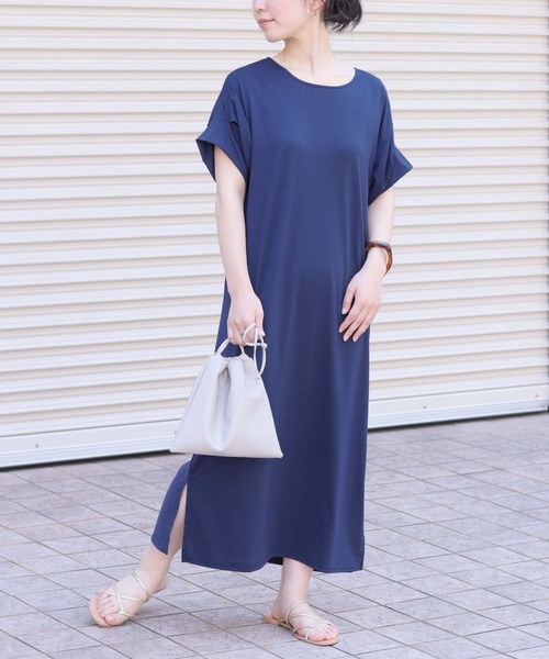 cheriella（シェリエラ）の「(入荷無し)【cheriella】ボリューム袖COOLタッチスリットワンピース（ワンピース・レディース・ブラック/ネイビー/カーキ/モカ・M）」の8枚目の写真