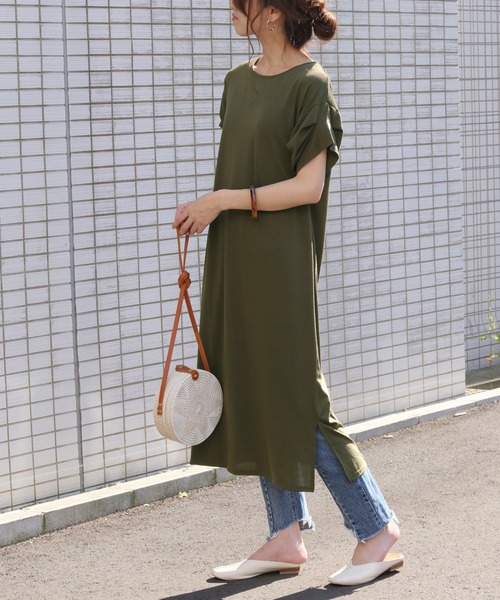 cheriella（シェリエラ）の「(入荷無し)【cheriella】ボリューム袖COOLタッチスリットワンピース（ワンピース・レディース・ブラック/ネイビー/カーキ/モカ・M）」の10枚目の写真