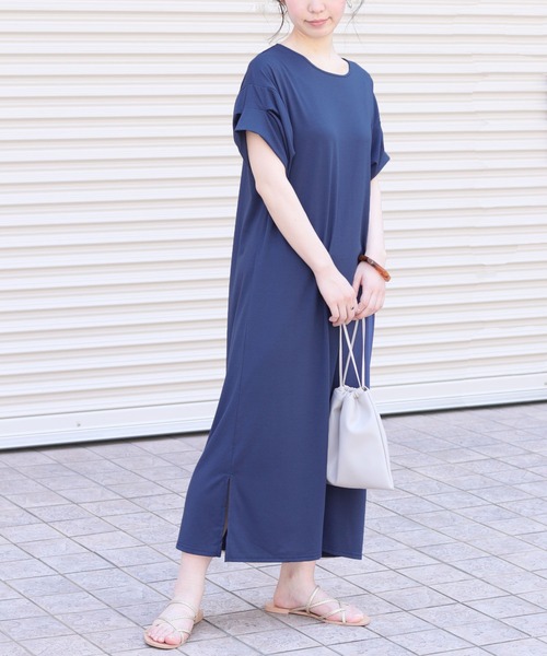 cheriella（シェリエラ）の「(入荷無し)【cheriella】ボリューム袖COOLタッチスリットワンピース（ワンピース・レディース・ブラック/ネイビー/カーキ/モカ・M）」の20枚目の写真