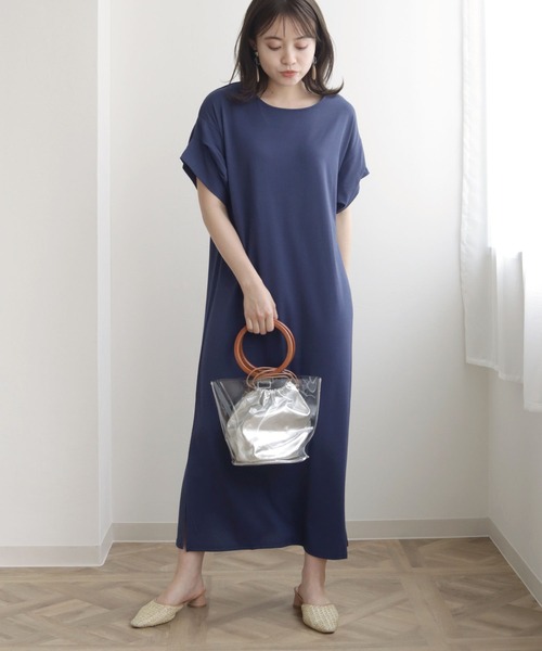 cheriella（シェリエラ）の「(入荷無し)【cheriella】ボリューム袖COOLタッチスリットワンピース（ワンピース・レディース・ブラック/ネイビー/カーキ/モカ・M）」の22枚目の写真