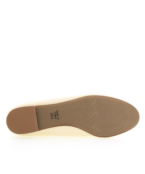 A de Vivre（アドゥヴィーヴル）の「晴雨兼用バレエパンプス（バレエシューズ・レディース・ブラック/アイボリー・23/24/24.5/23.5/22.5）」の3枚目の写真