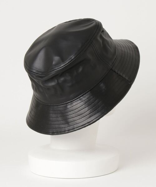 BEAMS（ビームス）の「NEWHATTAN / LEATHER BUCKET HAT（ハット・メンズ・ブラック・ONE SIZE）」の2枚目の写真