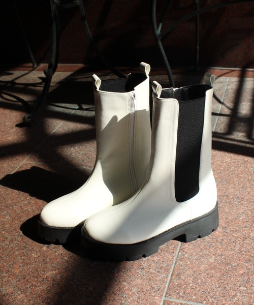 VIVIAN（ヴィヴィアン）の「厚底サイドゴアブーツ（ブーツ・レディース・ブラック/ホワイト・LL/M/L）」の7枚目の写真
