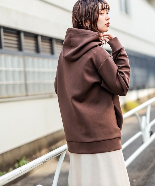 natural couture（ナチュラルクチュール）の「ダンボールニットユニセックスパーカー Mサイズ（パーカー・レディース・ブラック/パープル/ライトベージュ/ブラウン/カーキ・FREE）」の6枚目の写真