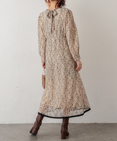 natural couture（ナチュラルクチュール）の「裾パイピング大人レースワンピース（ワンピース・レディース・アイボリー/サックスブルー/ブラック・FREE）」の4枚目の写真