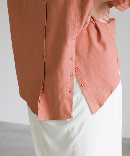 select MOCA（セレクトモカ）の「2021 SS アシンメトリースリットボタンシャツ（シャツ/ブラウス・レディース・マスタード/オレンジ/ホワイト・FREE）」の15枚目の写真