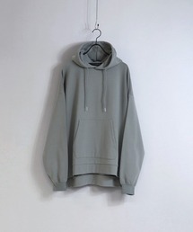 Confirm / コンファーム ポンチスリットビッグパーカー