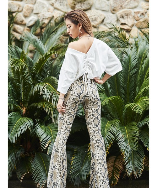 EGOIST（エゴイスト）の「アニマル柄スリムフレアパンツⅡ（その他パンツ・レディース・ホワイト/グレー・FREE）」の15枚目の写真