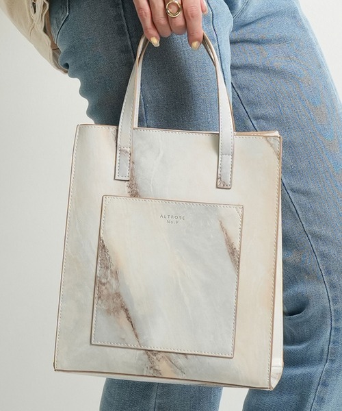 Newlyme（ニューリーミー）の「スクエア2WAYトートバッグ（ショルダーバッグ・レディース・ブラック/ベージュ/ブラウン/グレー/ブルー/ブラック系その他/ブラウン系その他/パイソン/ブラウン系その他3/ベージュ系その他/ブラック系その他2/ブラウン系その他2・FREE）」の10枚目の写真