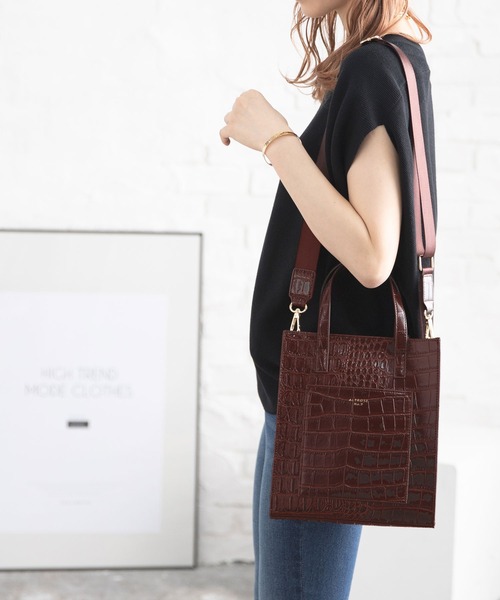 Newlyme（ニューリーミー）の「スクエア2WAYトートバッグ（ショルダーバッグ・レディース・ブラック/ベージュ/ブラウン/グレー/ブルー/ブラック系その他/ブラウン系その他/パイソン/ブラウン系その他3/ベージュ系その他/ブラック系その他2/ブラウン系その他2・FREE）」の17枚目の写真