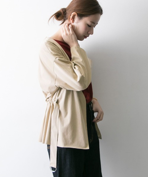 URBAN RESEARCH（アーバンリサーチ）の「フェイクスエードショート丈コーディガン∴（ノーカラージャケット・レディース・ベージュ/ネイビー・FREE）」の16枚目の写真