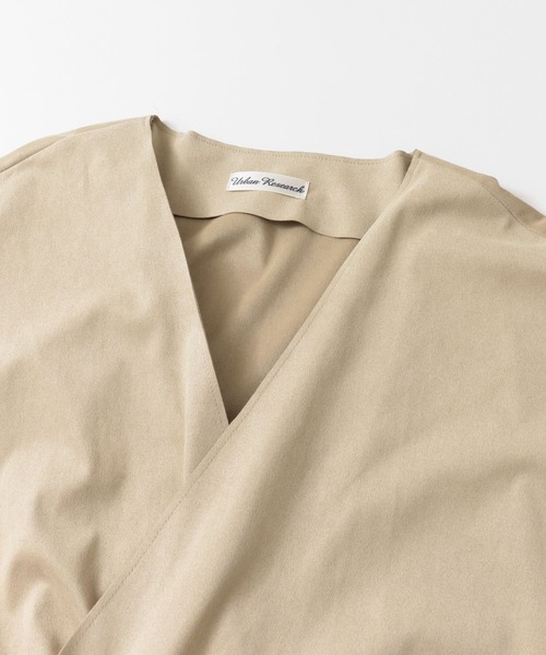 URBAN RESEARCH（アーバンリサーチ）の「フェイクスエードショート丈コーディガン∴（ノーカラージャケット・レディース・ベージュ/ネイビー・FREE）」の9枚目の写真