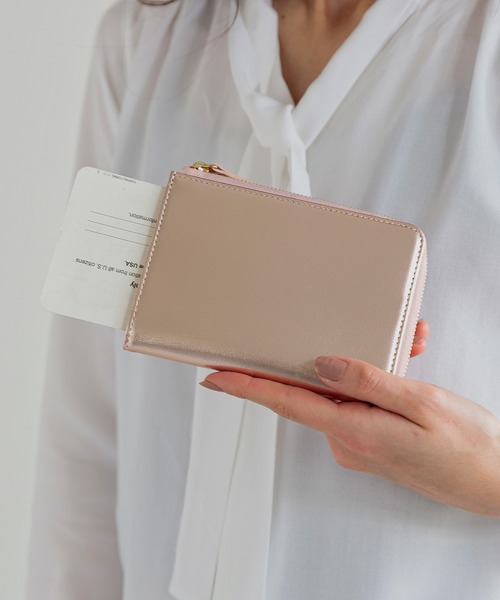 キオッチョラ/Chiocciola パスポートケース イタリア製レザー 使用 4冊収納 パスポートカバー レディース (ネイビー) : Chiocciola（キオッチョラ）: 革小物