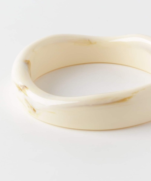 URBAN RESEARCH Sonny Label（アーバンリサーチサニーレーベル）の「アクリルバングル（ブレスレット・レディース・グレー/ブラウン/アイボリー・ONE）」の10枚目の写真