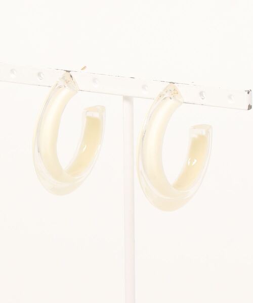 jouetie（ジュエティ）の「クリアカラーフープピアス（ピアス（両耳用）・レディース・ライトブルー/グリーン/クリア・FREE）」の3枚目の写真