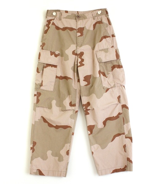 RNA（アールエヌエー）の「R3859 ライトカーゴパンツ（カーゴパンツ・レディース・ウッドランド/カモフラージュ/カーキ・MEDIUM）」の2枚目の写真