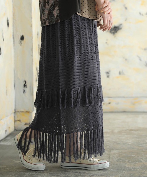 osharewalker(オシャレウォーカー)の「【廃盤】『ダブルフリンジニットスカート』(スカート・レディース・ネイビー/アイボリー・1/2)」の1枚目の写真