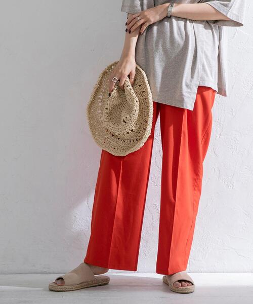 coen（コーエン）の「接触冷感機能付き2タックカラーパンツ（スラックス・レディース・ベージュ/ロイヤルブルー/レッド/ブラック/イエロー・LARGE/SMALL/MEDIUM）」の5枚目の写真