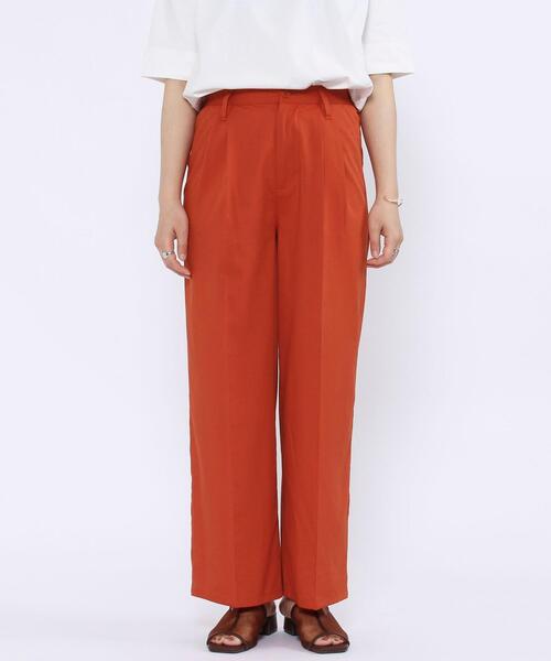 coen（コーエン）の「接触冷感機能付き2タックカラーパンツ（スラックス・レディース・ベージュ/ロイヤルブルー/レッド/ブラック/イエロー・LARGE/SMALL/MEDIUM）」の20枚目の写真