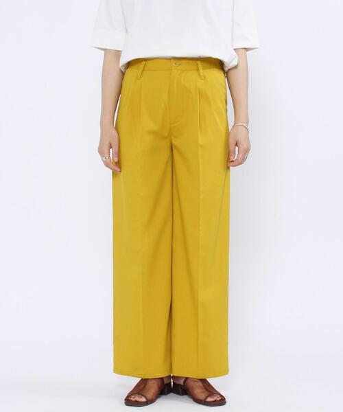 coen（コーエン）の「接触冷感機能付き2タックカラーパンツ（スラックス・レディース・ベージュ/ロイヤルブルー/レッド/ブラック/イエロー・LARGE/SMALL/MEDIUM）」の21枚目の写真