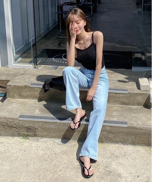 SONA（ソナ）の「SONYUNARA ロングワイドデニムジーンズ（デニムパンツ・レディース・ライトブルー・SMALL/MEDIUM）」の13枚目の写真