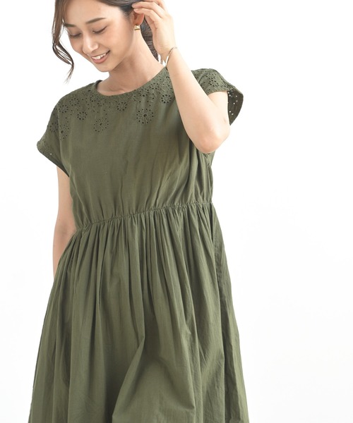 rps（アールピーエス）の「フラワーシフリワンピース（ワンピース・レディース・ベージュ/ネイビー/カーキ・M）」の10枚目の写真