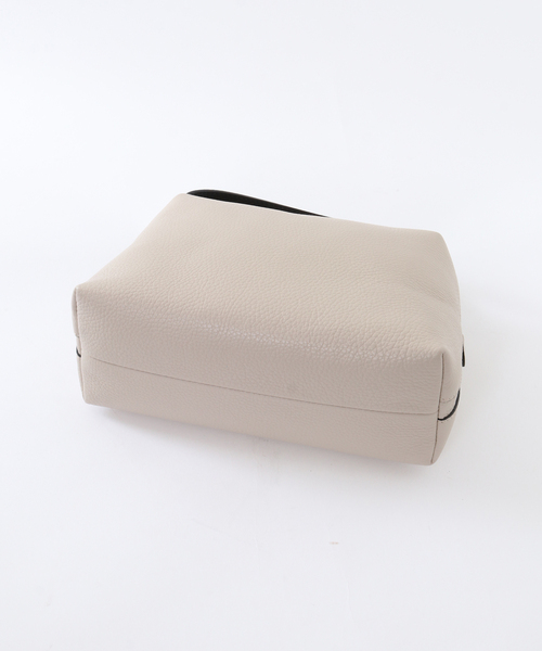 Tiara(ティアラ)の「【TIARA×Gianni Chiarini】20TH限定 ALIFA(大)(ショルダーバッグ・レディース・ベージュ・FREE)」の9枚目の写真