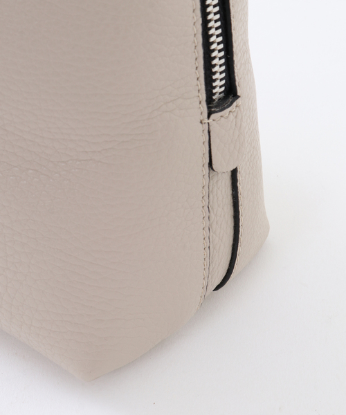 Tiara(ティアラ)の「【TIARA×Gianni Chiarini】20TH限定 ALIFA(大)(ショルダーバッグ・レディース・ベージュ・FREE)」の12枚目の写真