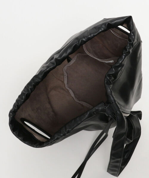 Ray BEAMS（レイビームス）の「Ray BEAMS / ビッグ 巾着 バッグ（ショルダーバッグ・レディース・ブラック/オフホワイト・ONE SIZE）」の19枚目の写真