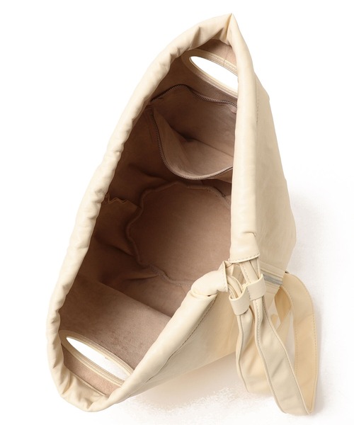 Ray BEAMS（レイビームス）の「Ray BEAMS / ビッグ 巾着 バッグ（ショルダーバッグ・レディース・ブラック/オフホワイト・ONE SIZE）」の11枚目の写真