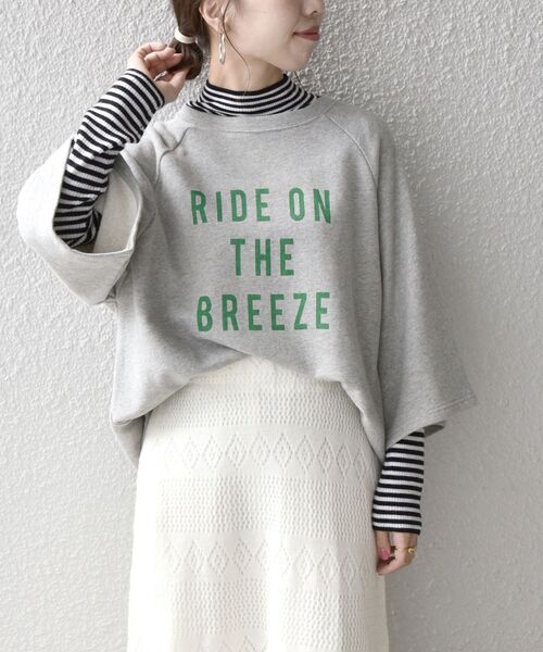 SHIPS any(シップス エニィ)の「【SHIPS any別注】THE KNiTS: ロゴ ハーフスリーブ オーバー スウェット(スウェット・レディース・チャコールグレー/グレー・ONE SIZE)」の2枚目の写真