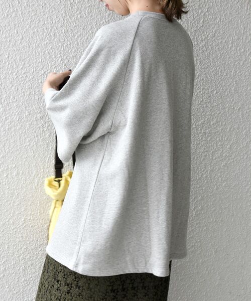 SHIPS any(シップス エニィ)の「【SHIPS any別注】THE KNiTS: ロゴ ハーフスリーブ オーバー スウェット(スウェット・レディース・チャコールグレー/グレー・ONE SIZE)」の16枚目の写真