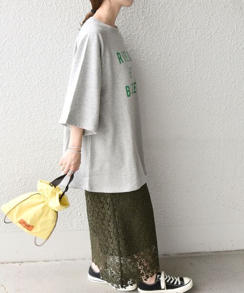SHIPS any(シップス エニィ)の「【SHIPS any別注】THE KNiTS: ロゴ ハーフスリーブ オーバー スウェット(スウェット・レディース・チャコールグレー/グレー・ONE SIZE)」の18枚目の写真